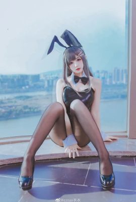 櫻島麻衣cos 學姐的黑絲長腿兔女郎coser衣衣(9 photos)