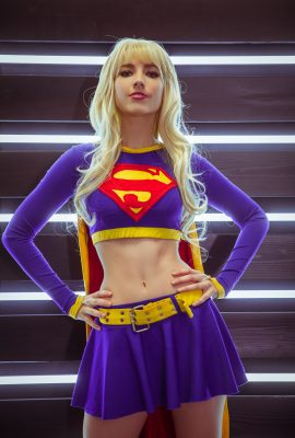Amanda Lynne – Supergirl