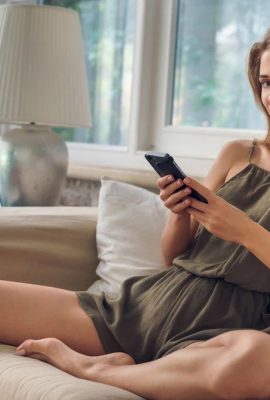 The girl took off her clothes and lay on the sofa and scrolled through her phone!Kalisy (87 Photos)