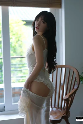 [HaNari ] 顏值爆表「氣質小清新」大秀姣好身材 (43 Photos)