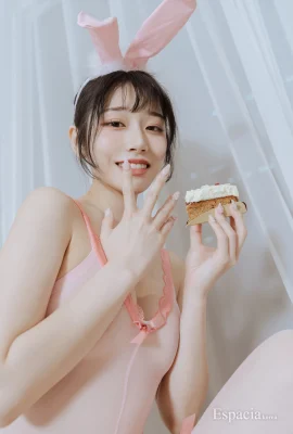 [河北彩花] 甜美顏值讓人很迷戀 身材曲線超火辣 (30 Photos)