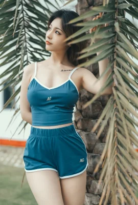 桃良阿宅 晨跑 (44 Photos)