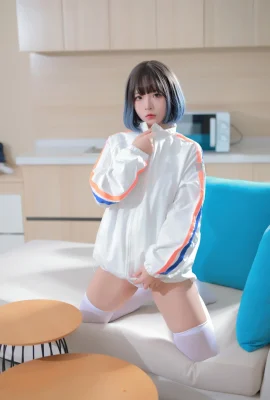 玉彙yuuhui – 游泳部學妹 (89 Photos)