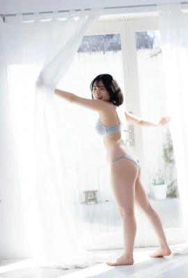[桐原美月] 雪白肌膚讓人好衝動 場上魅力四射 (31 Photos)