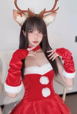 Coser美女布丁大法Perohub-12月訂閱主題私房性感6套服飾系列秀翹臀美腿誘惑寫真 1