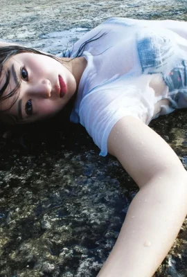 [平嶋夏海] 渾圓嫩乳大方秀出！養眼深溝畫面超火辣 (26 Photos)