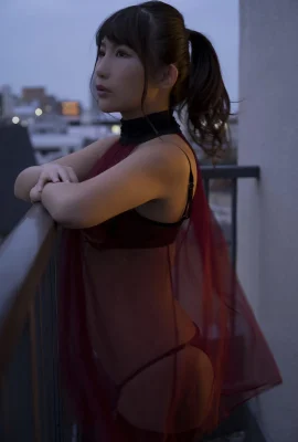 [琴井ありさ] 傲人的身材看了瘋狂 飽滿又性感 (33 Photos)