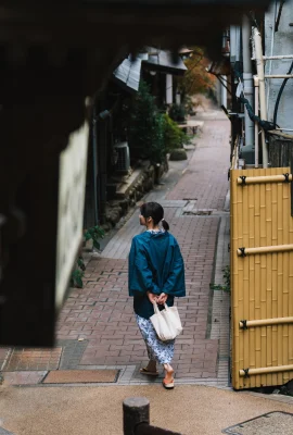 [けんけん] 媚惑電眼充滿勾引 看一眼就愛上 (38 Photos)