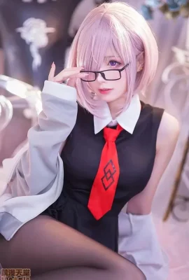 [Mon夢] 紅領帶 (8 photos)