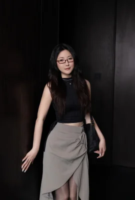 魚子醬Fish 眼鏡娘 (120 Photos)