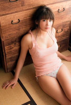 [久松郁実] 前凸後翹的身材看了欲罷不能 (34 Photos)