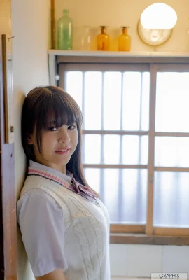 [夕美しおん] 肉肉正妹火辣身材渾圓美乳露出 (26 Photos)