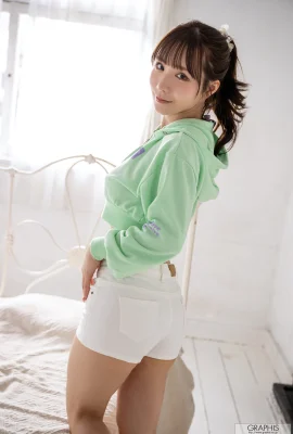 [海老咲あお] 逆天兇猛身材無法擋！臉蛋又極緻誘人 (21 Photos)
