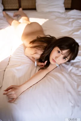 [青空ひかり] 甜笑起來迷人 用熱情微笑感染你的心 (21 Photos)